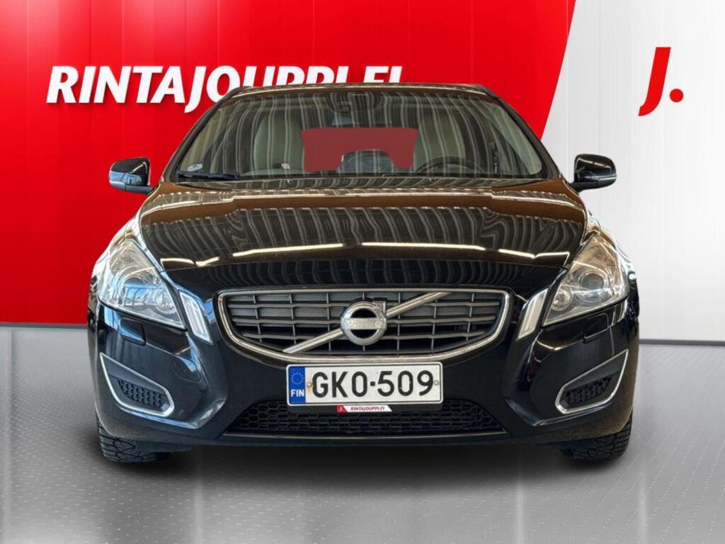 Volvo V60 2012 Musta