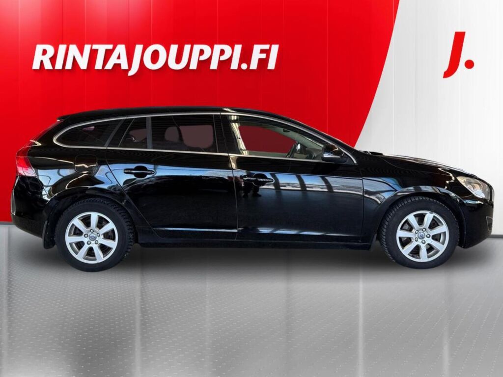 Volvo V60 2012 Musta