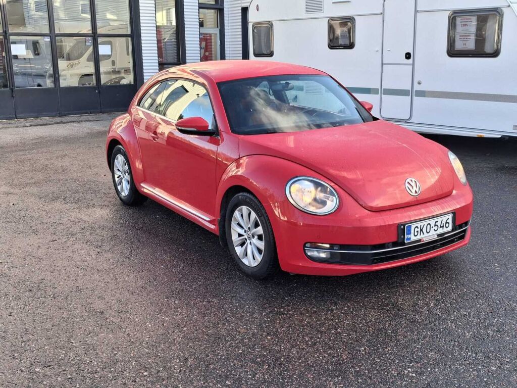 Volkswagen Beetle 2012 Punainen