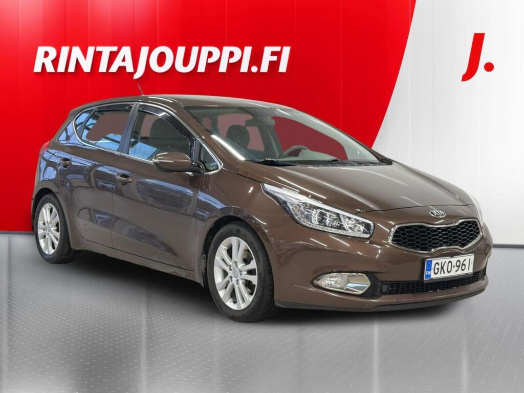 Kia Ceed 2012 Ruskea (beige)