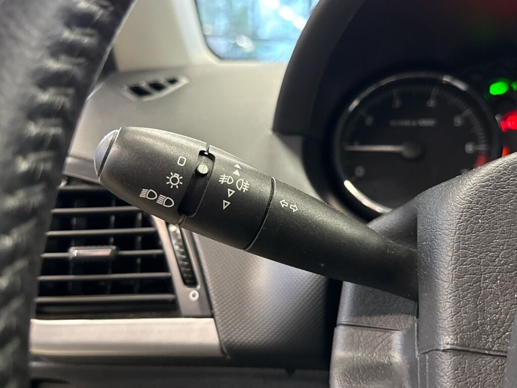 Peugeot 206+ 2012 Valkoinen