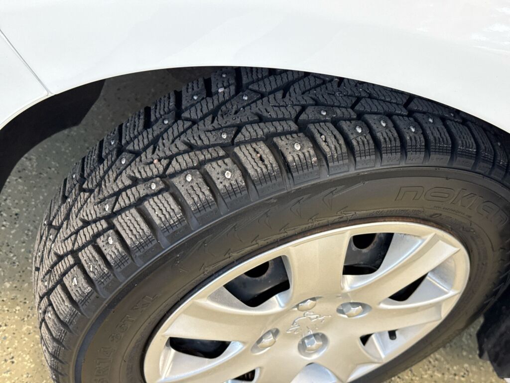 Peugeot 206+ 2012 Valkoinen