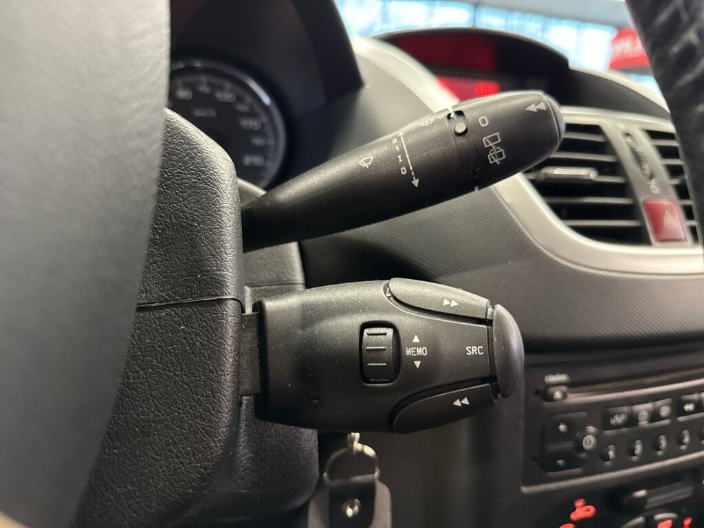 Peugeot 206+ 2012 Valkoinen