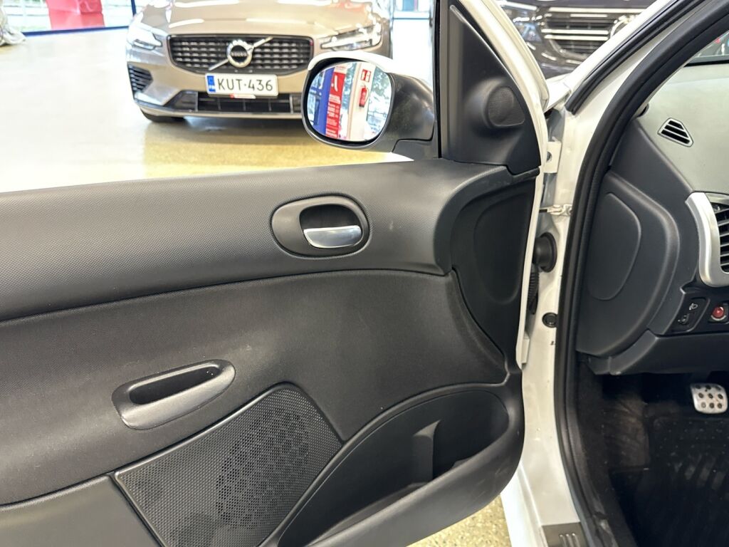 Peugeot 206+ 2012 Valkoinen