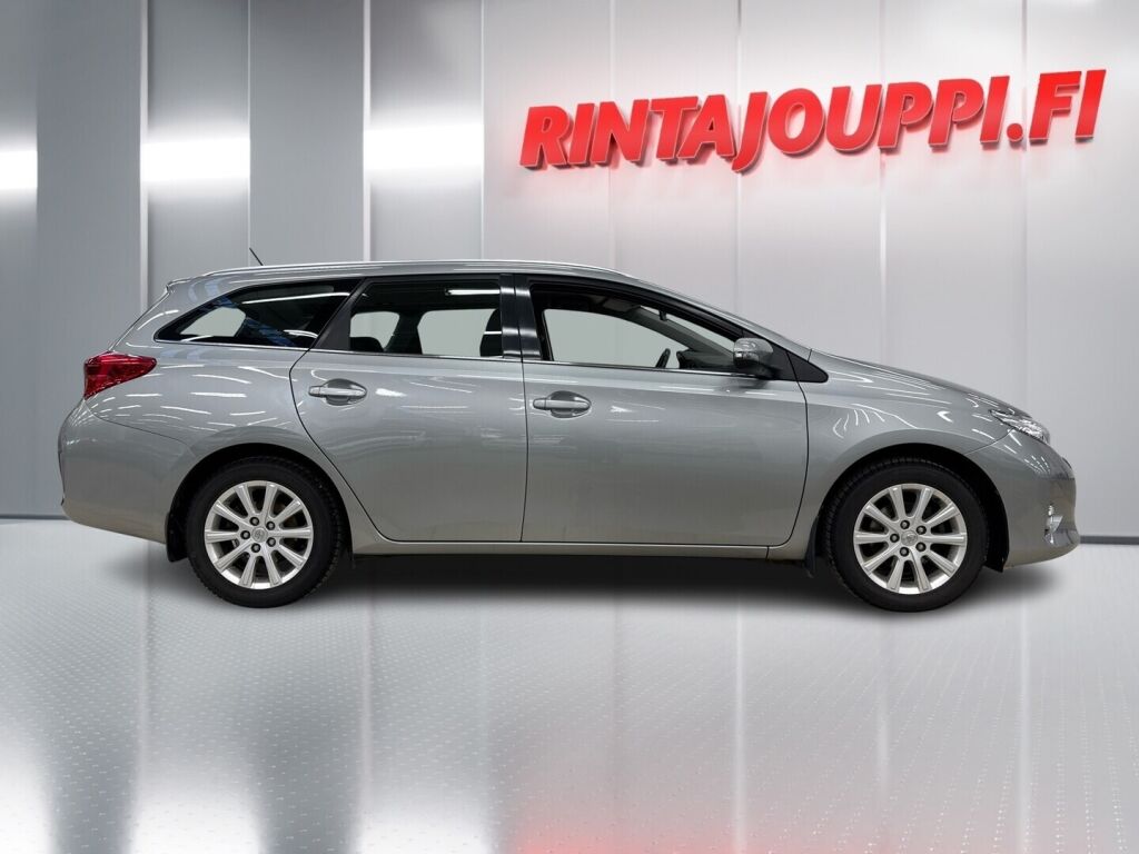 Toyota Auris 2014 Harmaa