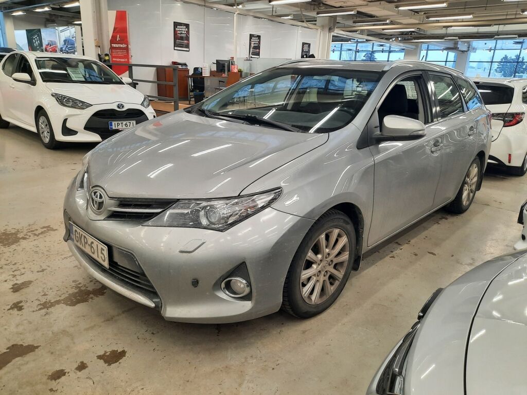 Toyota Auris 2014 Harmaa