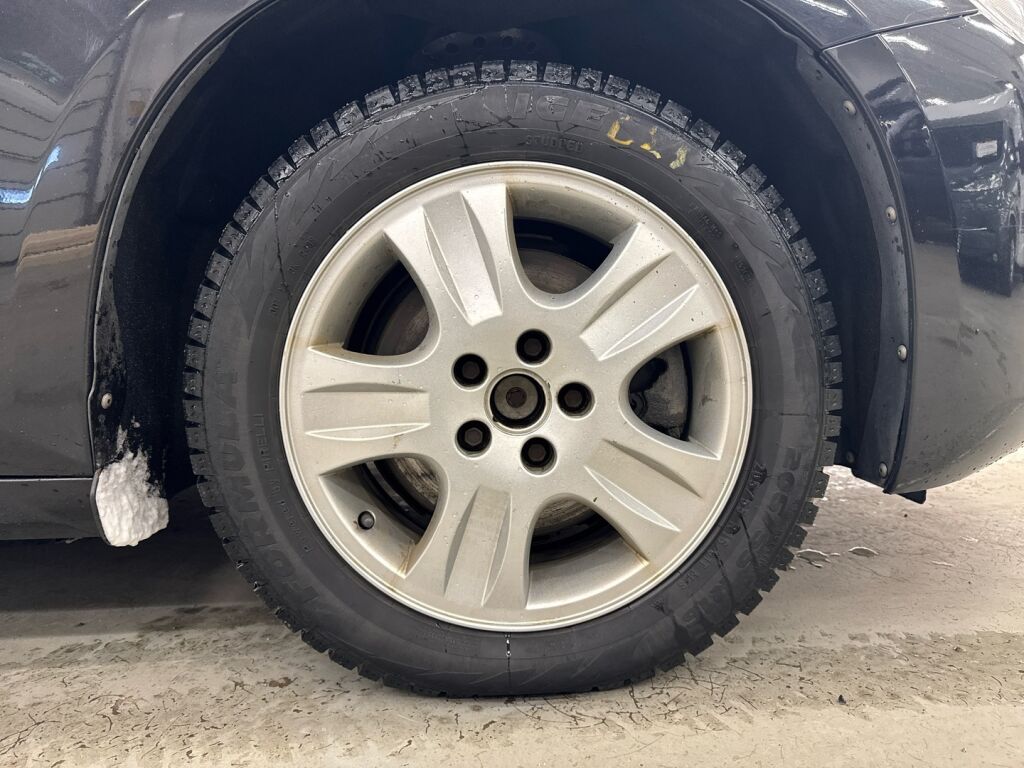 Volvo V60 2013 Musta