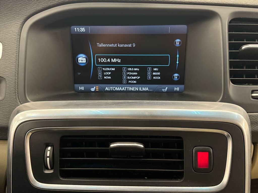 Volvo V60 2013 Musta