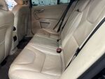 Volvo V60 2013 Musta