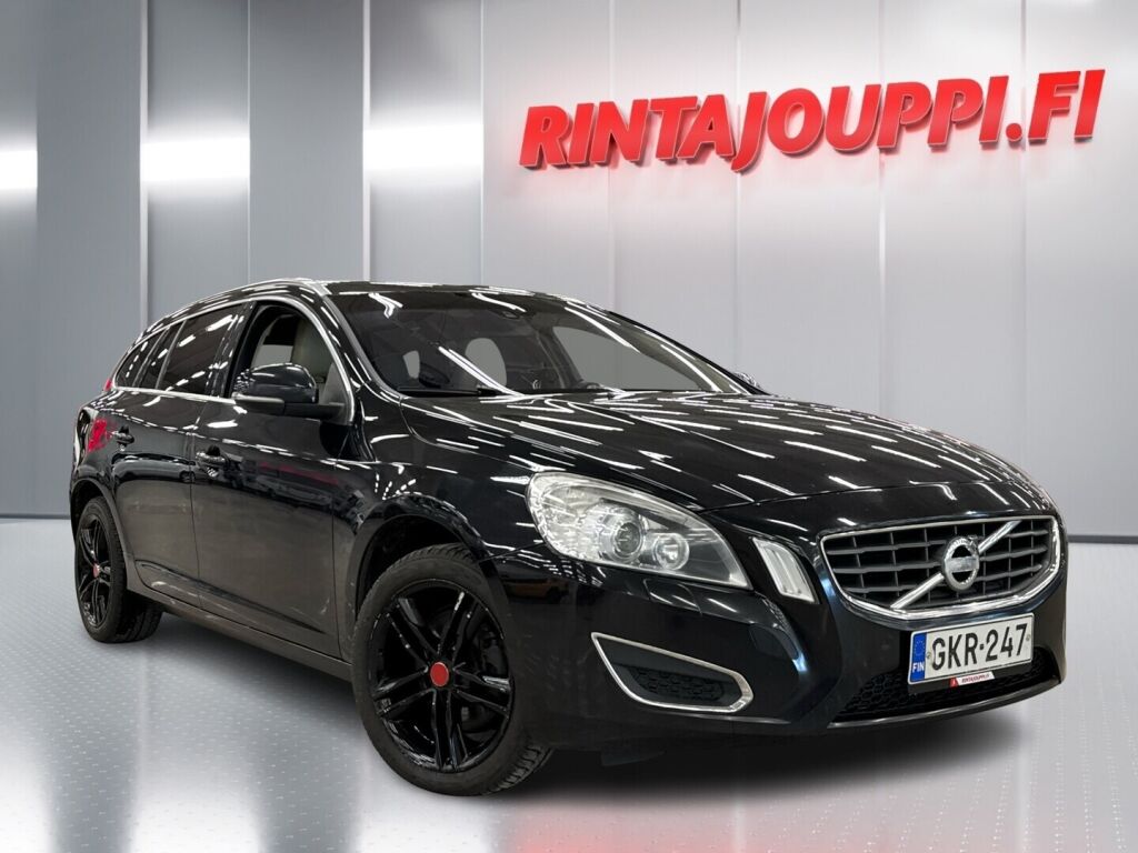 Volvo V60 2013 Musta