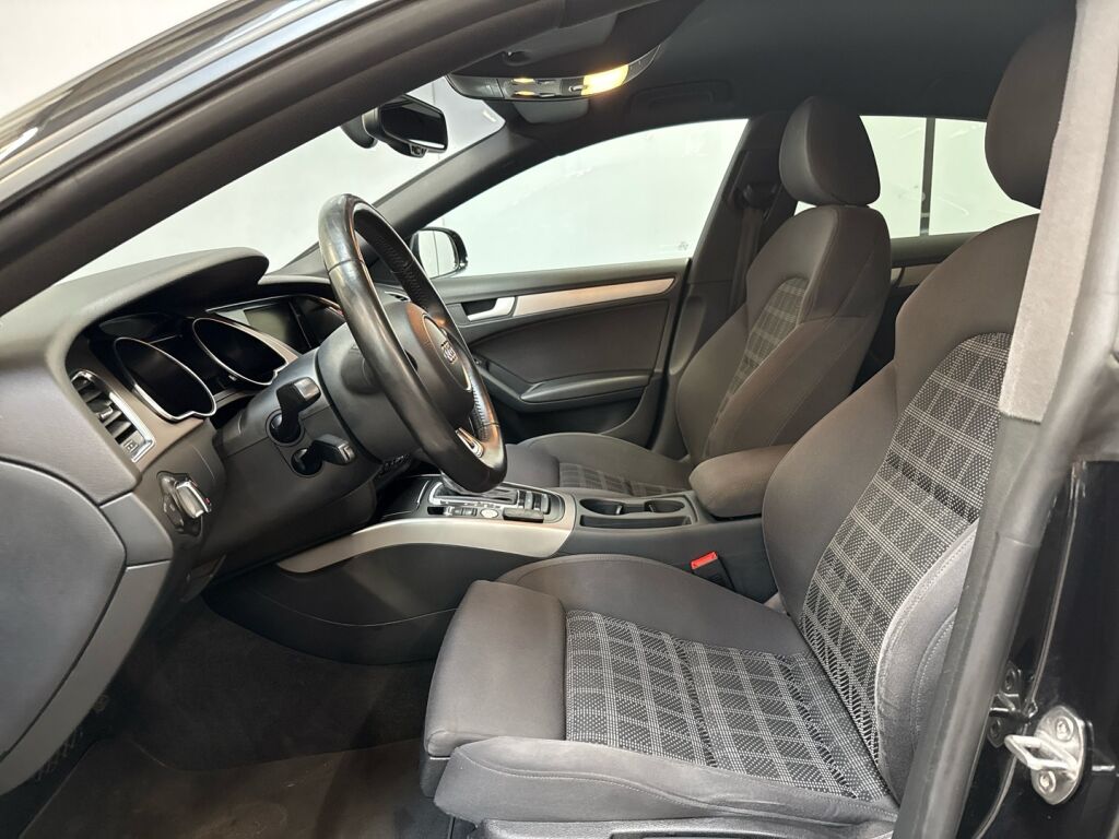 Audi A5 2014 Musta