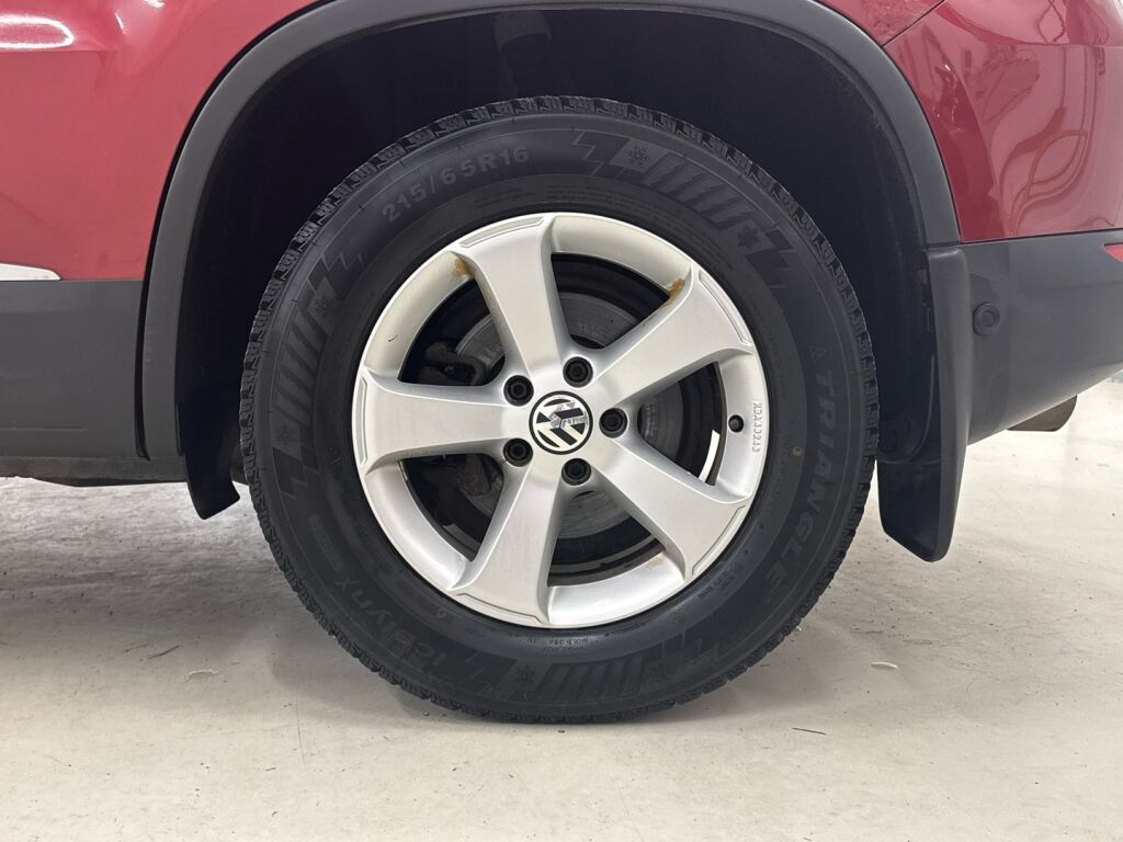 Volkswagen Tiguan 2013 Punainen