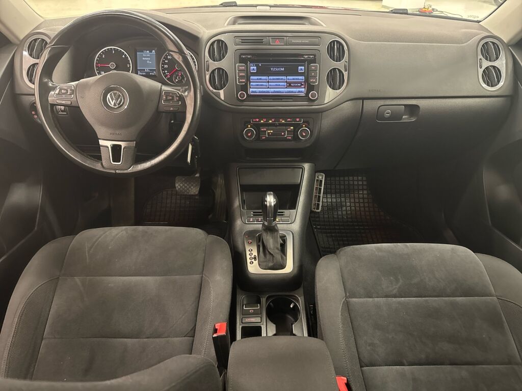 Volkswagen Tiguan 2013 Punainen