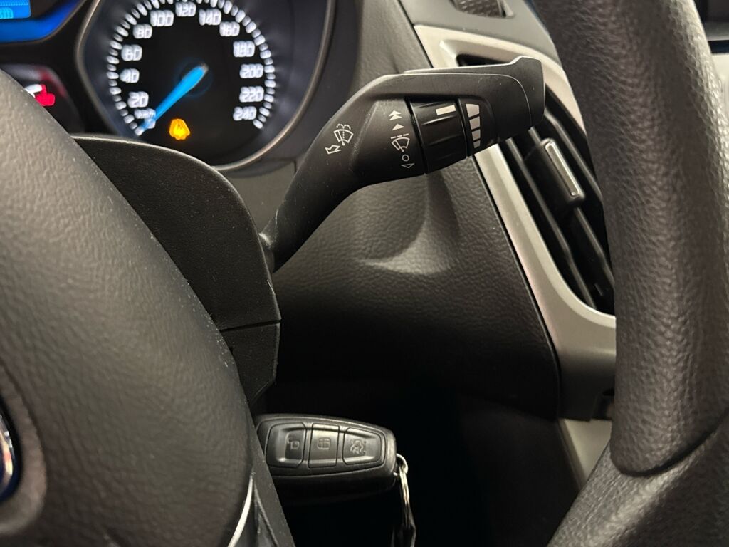 Ford Focus 2013 Harmaa