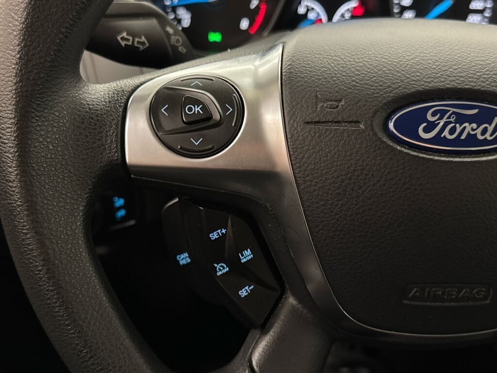 Ford Focus 2013 Harmaa