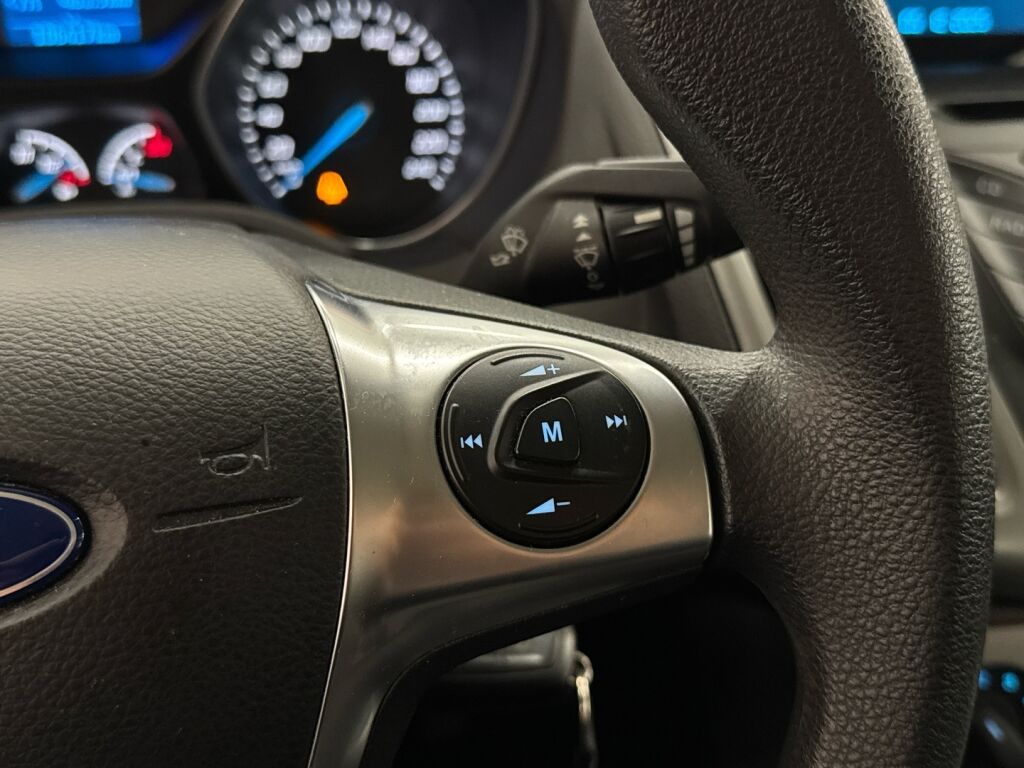 Ford Focus 2013 Harmaa