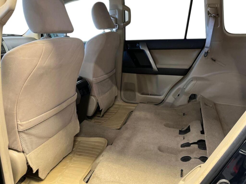 Toyota Land Cruiser 2013 Harmaa