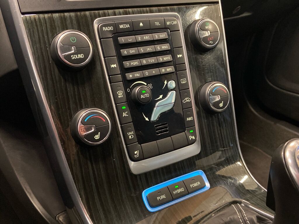 Volvo V60 2013 Harmaa