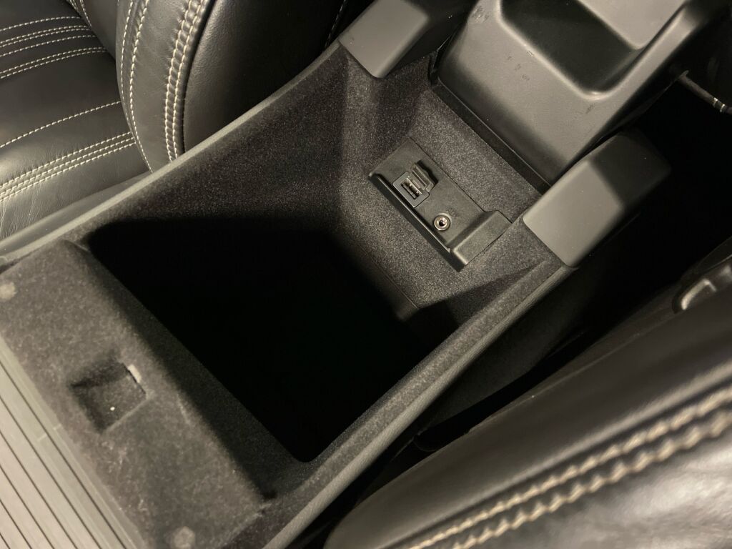 Volvo V60 2013 Harmaa