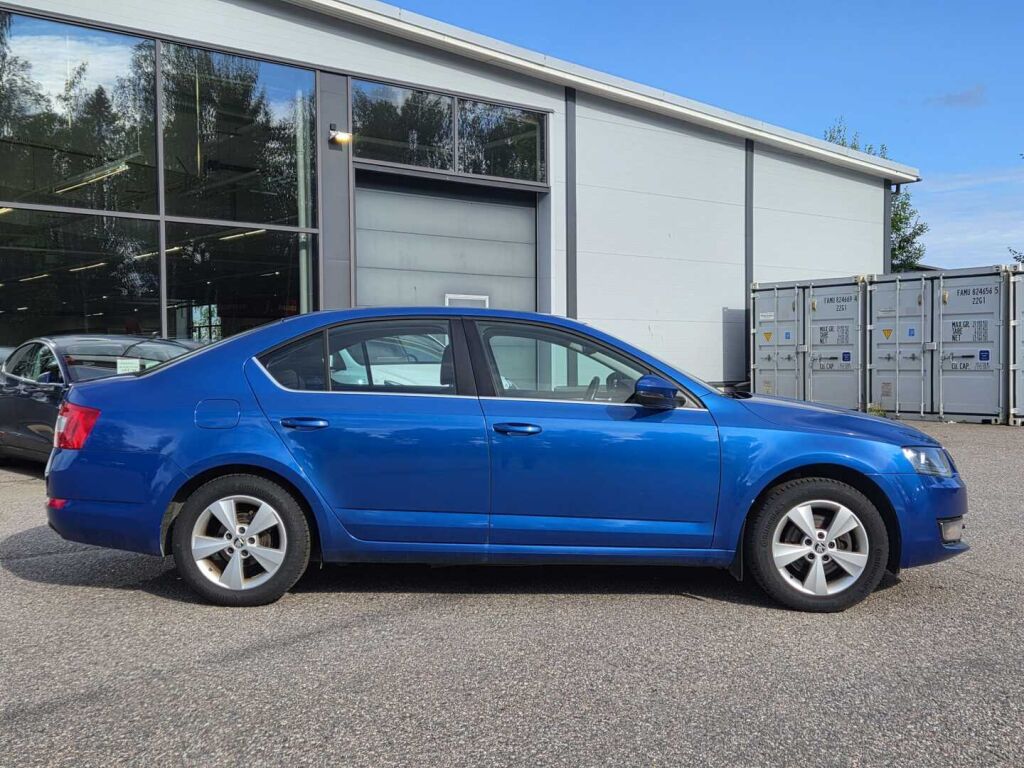 Skoda Octavia 2013 Sininen