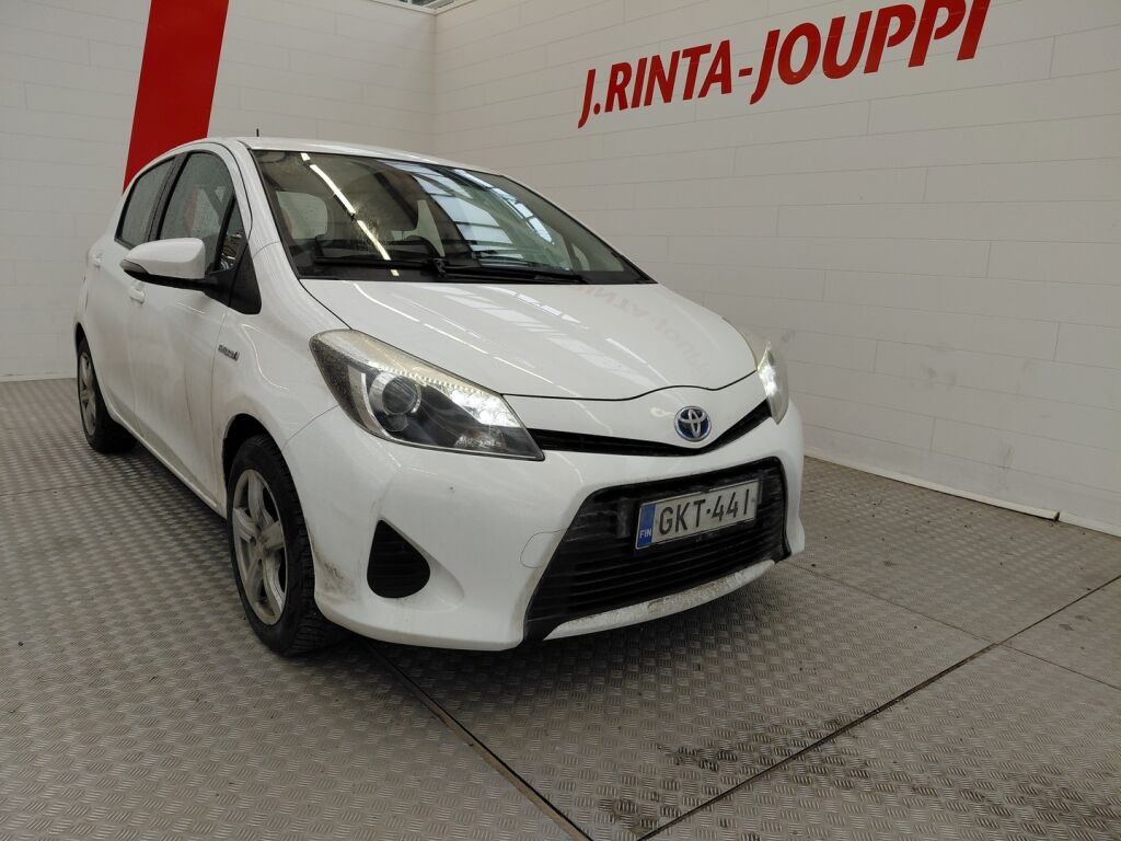 Toyota Yaris 2013 Valkoinen