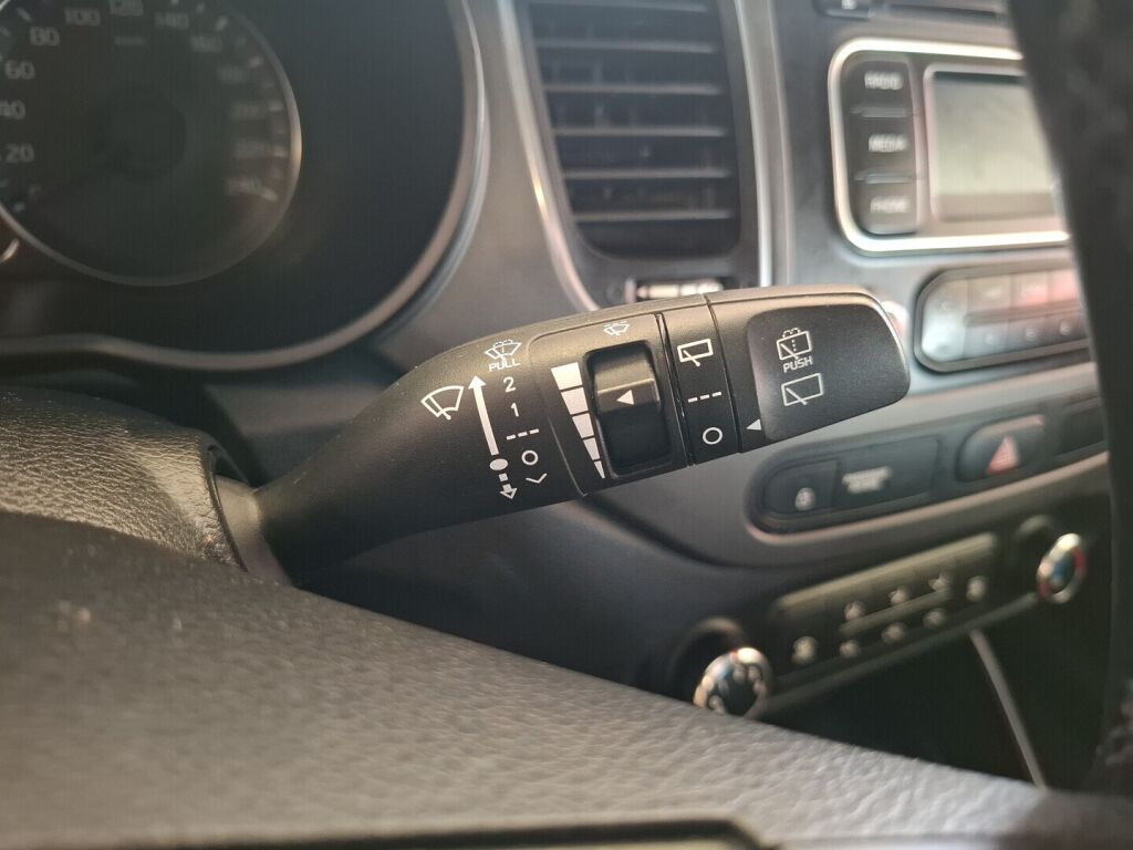 Kia Carens 2013 Hopea