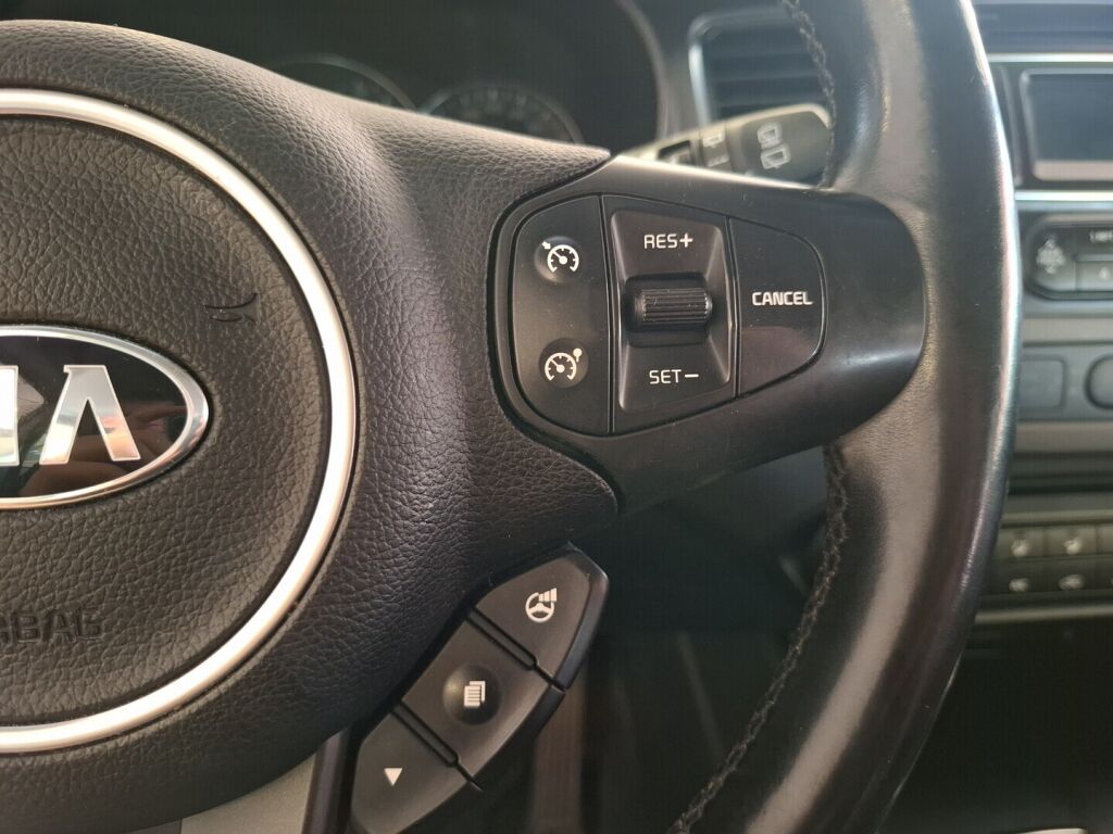 Kia Carens 2013 Hopea