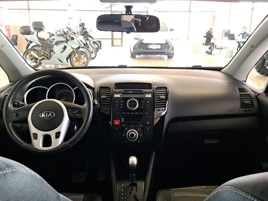 Kia Venga 2013 Ruskea (beige)
