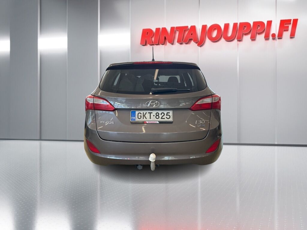 Hyundai i30 Wagon 2014 Ruskea (beige)