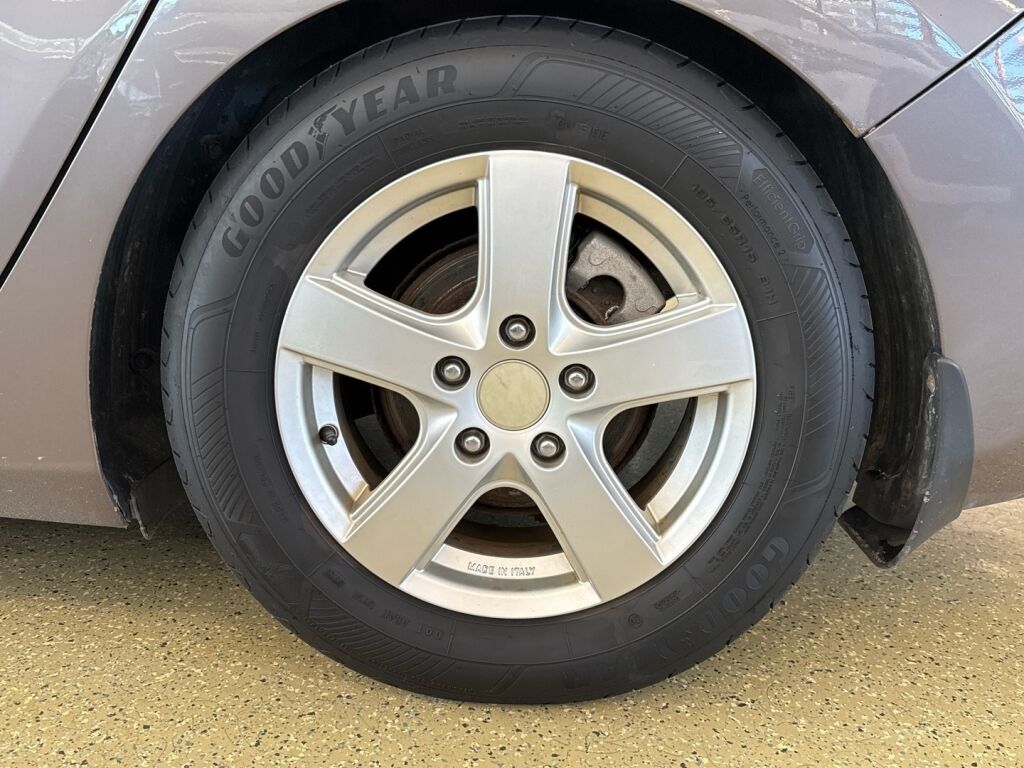 Hyundai i30 Wagon 2014 Ruskea (beige)