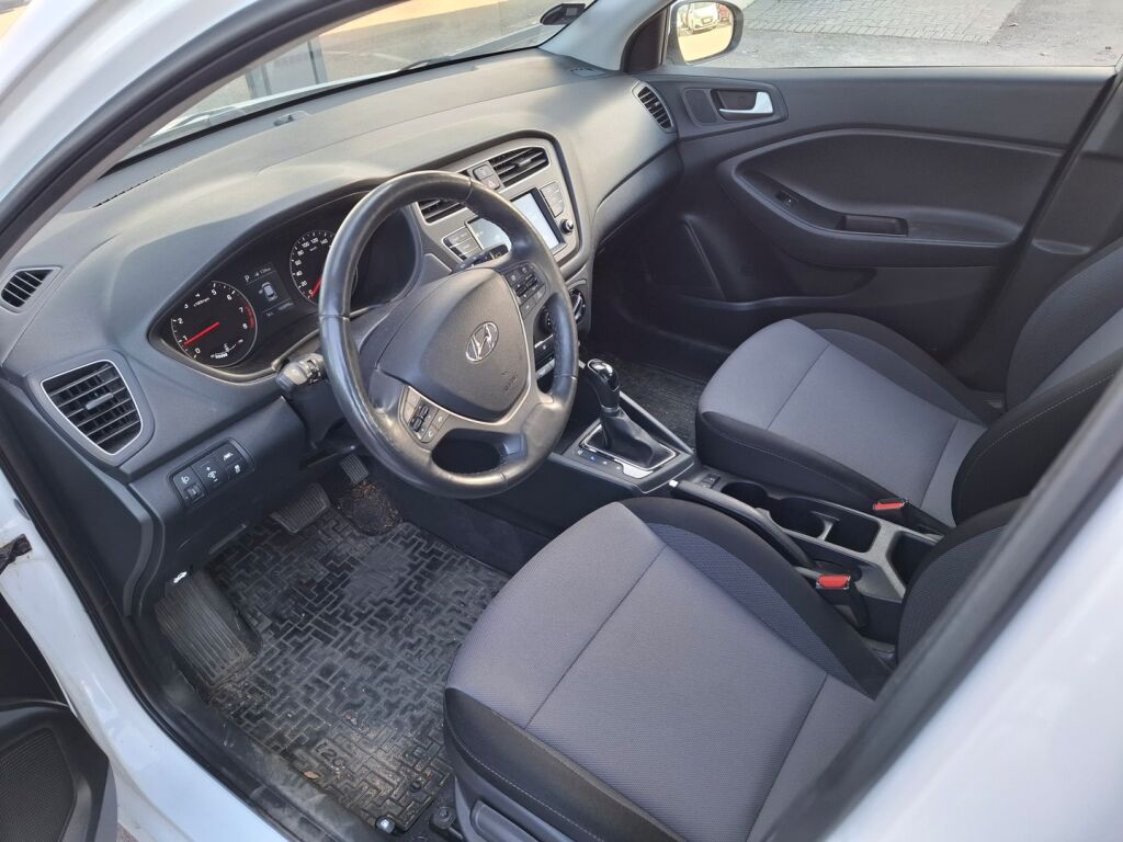 Hyundai i20 Hatchback 2019 Valkoinen