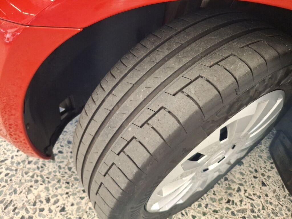 Skoda Octavia 2013 Punainen