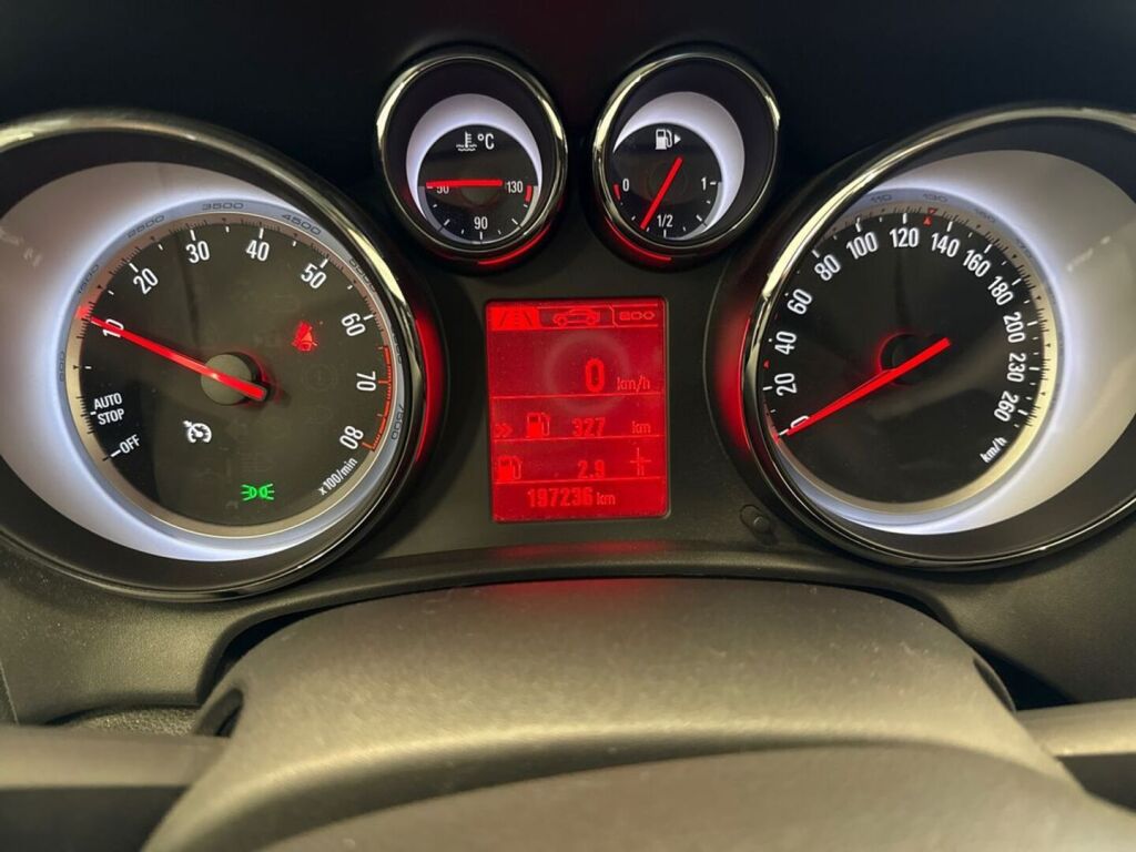 Opel Astra 2013 Harmaa