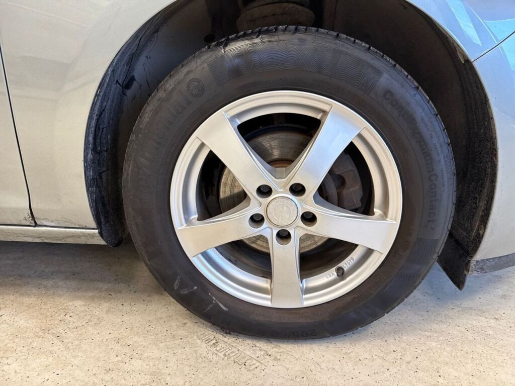 Opel Astra 2013 Harmaa