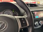 Toyota Yaris 2013 Violetti