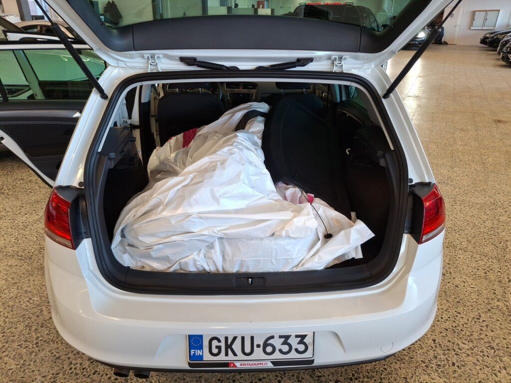 Volkswagen Golf 2013 Valkoinen