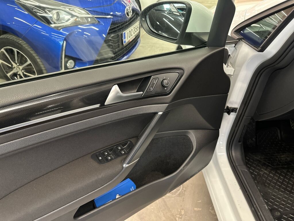 Volkswagen Golf 2014 Valkoinen
