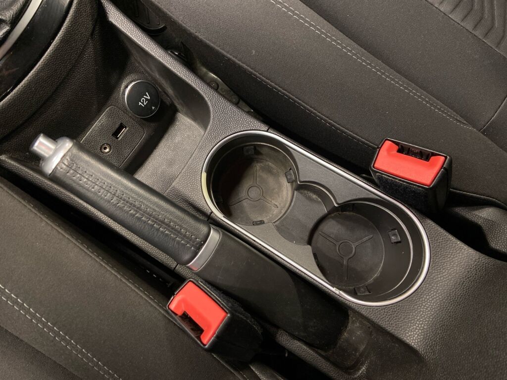 Ford Fiesta 2014 Valkoinen