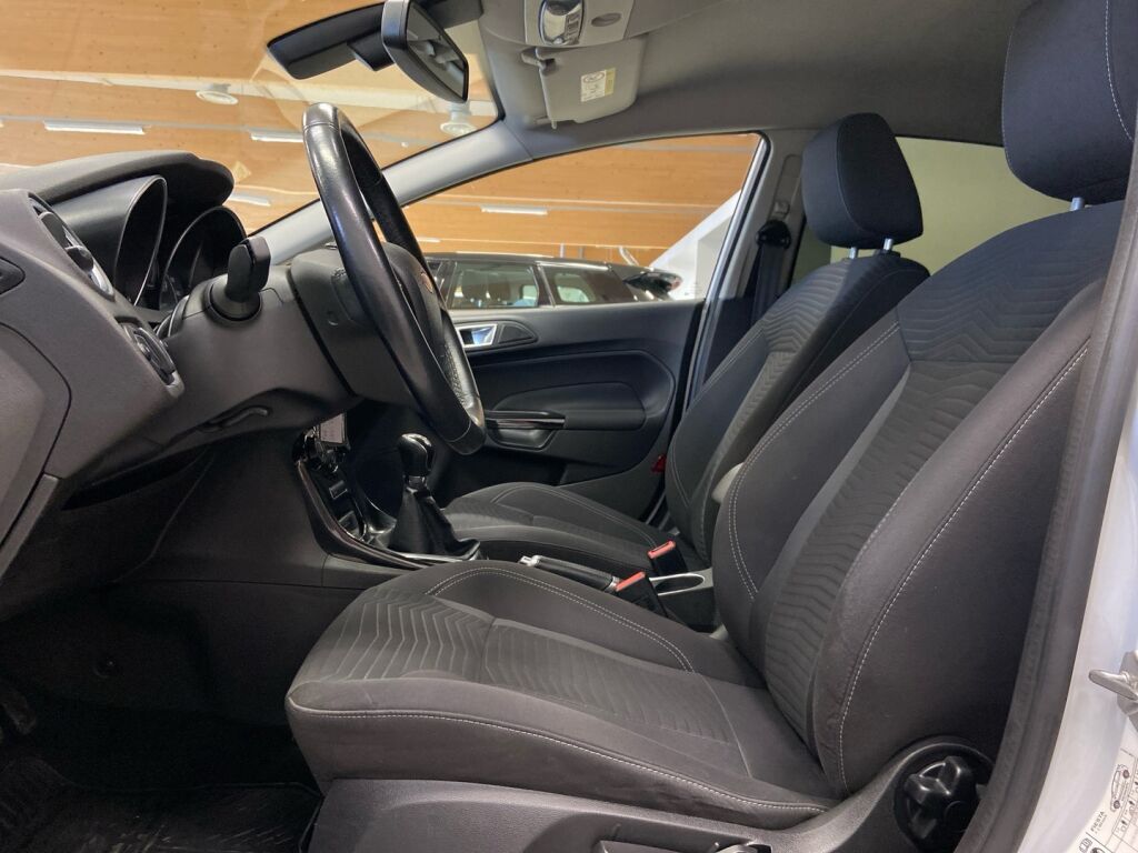 Ford Fiesta 2014 Valkoinen