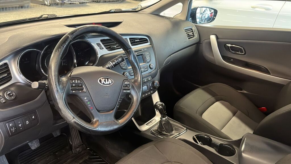 Kia Ceed 2014 Sininen