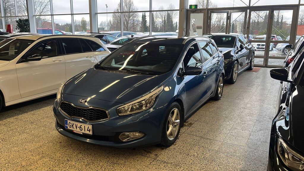 Kia Ceed 2014 Sininen