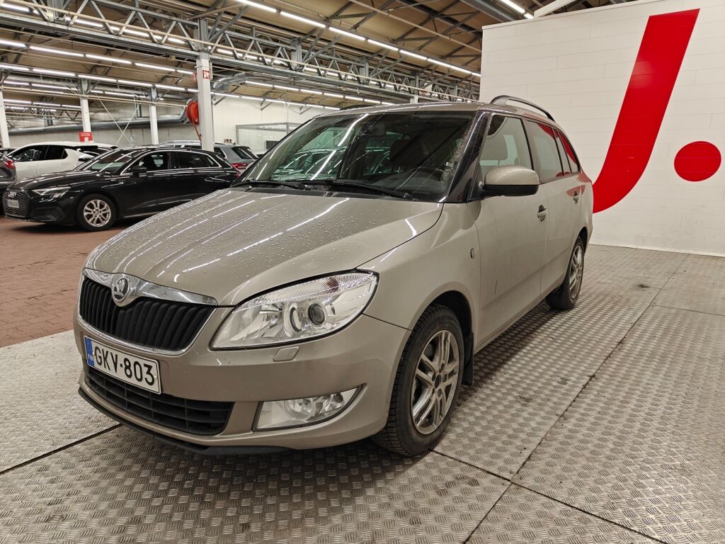 Skoda Fabia 2014 Ruskea (beige)