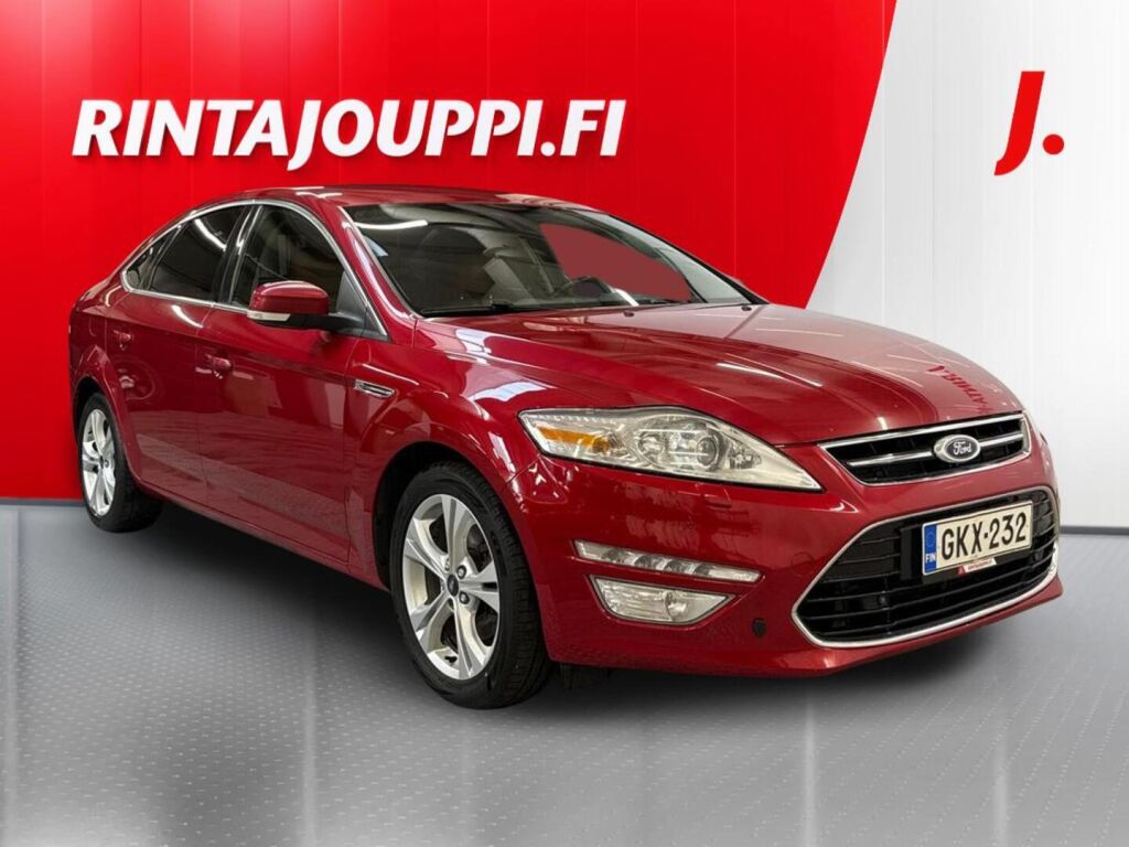 Ford Mondeo 2013 Punainen