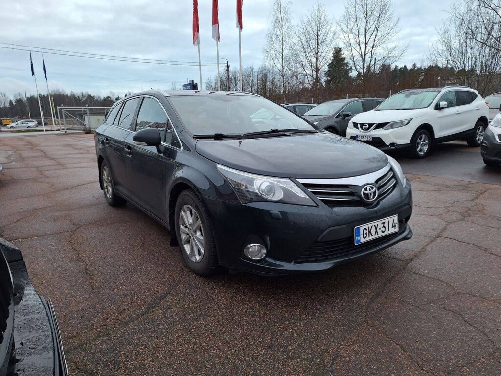 Toyota Avensis 2014 Harmaa