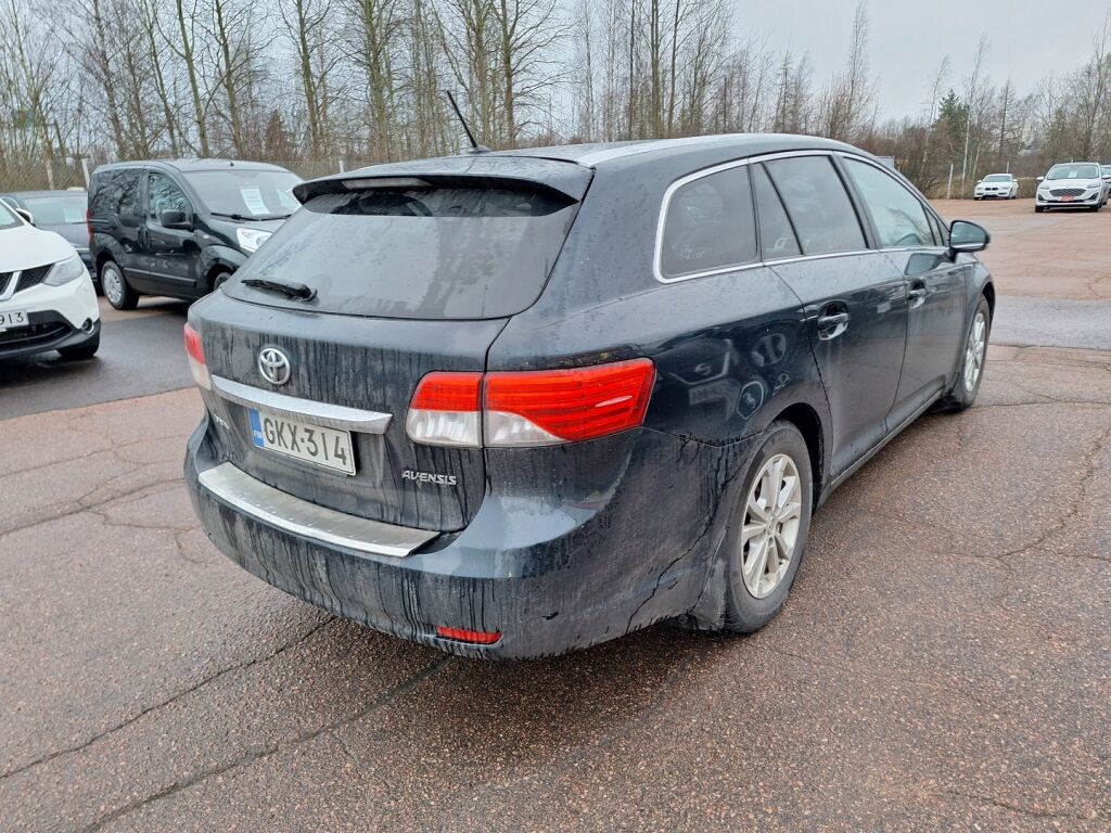 Toyota Avensis 2014 Harmaa