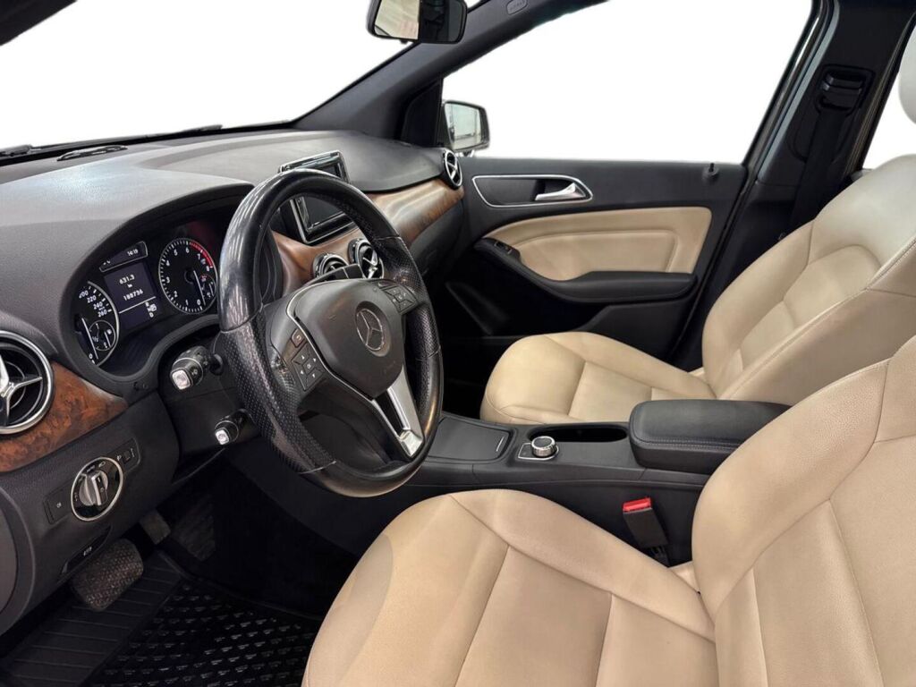 Mercedes-Benz B 2013 Harmaa