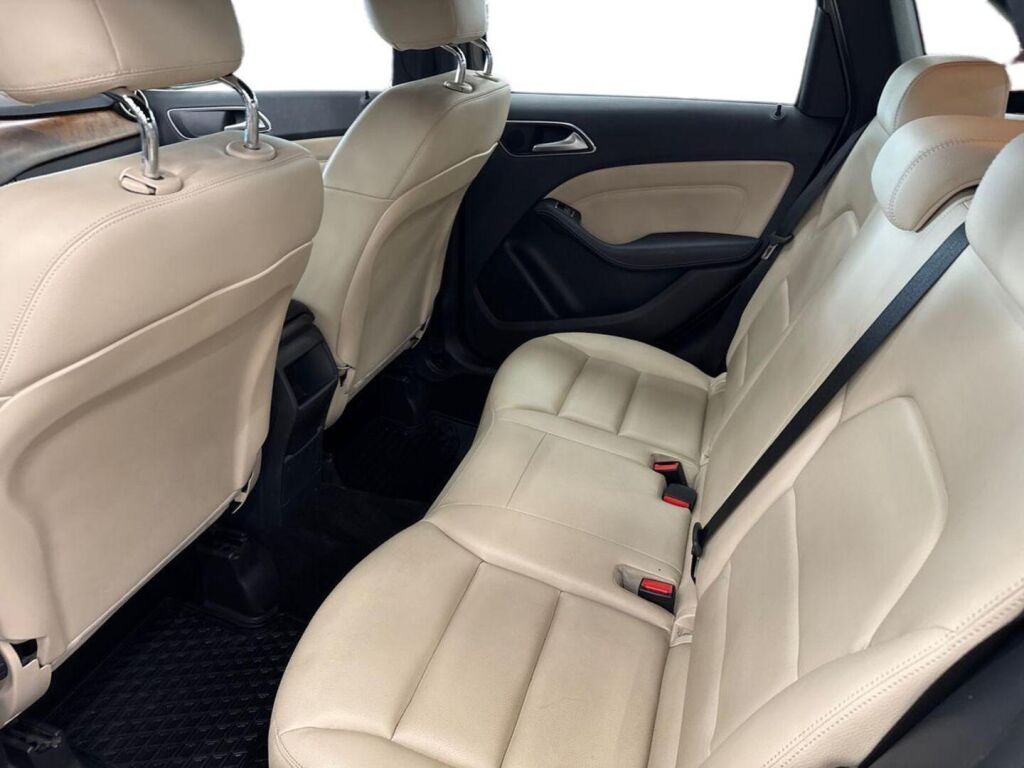 Mercedes-Benz B 2013 Harmaa
