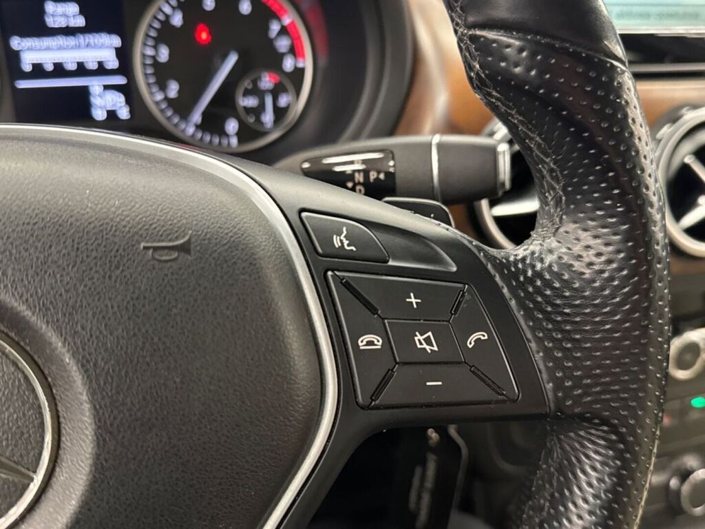 Mercedes-Benz B 2013 Harmaa