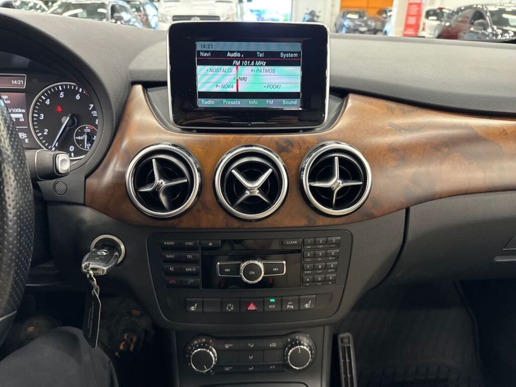 Mercedes-Benz B 2013 Harmaa