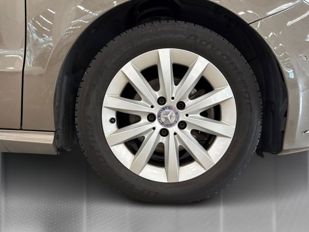 Mercedes-Benz B 2013 Harmaa